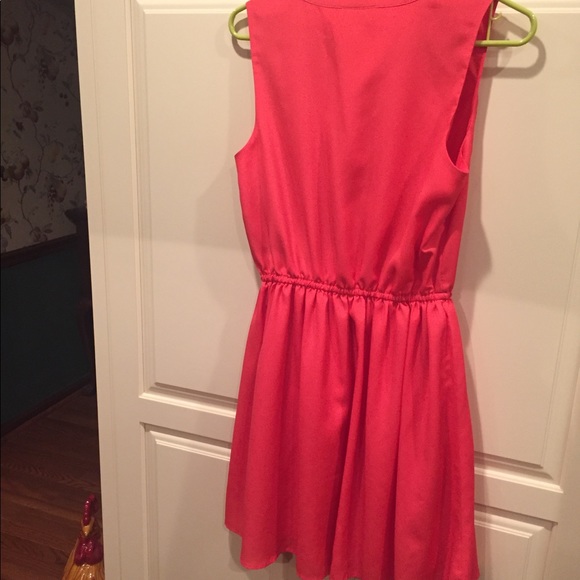 Dress - Picture 3 of 3